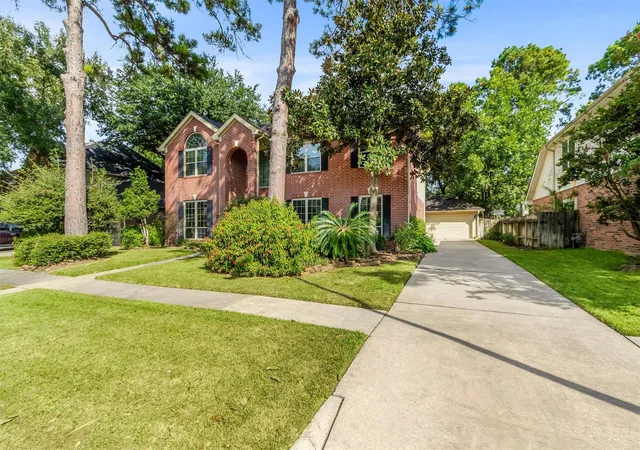 Photo 3 of Single family home for sale at 14219 Cypress Green Dr, Cypress, TX 77429 | MLS# 65908292 | Listing updated on 2026-09-02