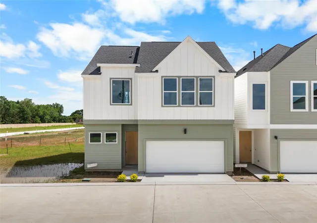 Single family home for sale at 4007 Buffalo Moon Dr, Houston, TX 77045 | MLS# 60170265 | Listing updated on 2026-09-23