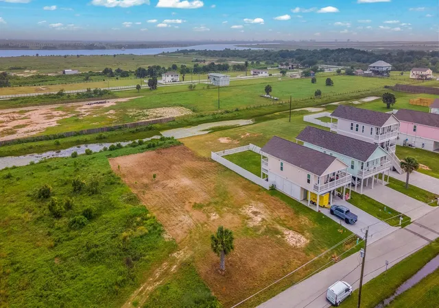 Photo 3 of Land for sale at 2445 103rd Street, Galveston, TX 77554 | MLS# 95107364 | Listing updated on 2026-08-31