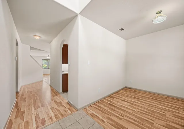 Photo 4 of Single family home for sale at 3606 Canvasback Ln, Houston, TX 77047 | MLS# 41348083 | Listing updated on 2026-09-08
