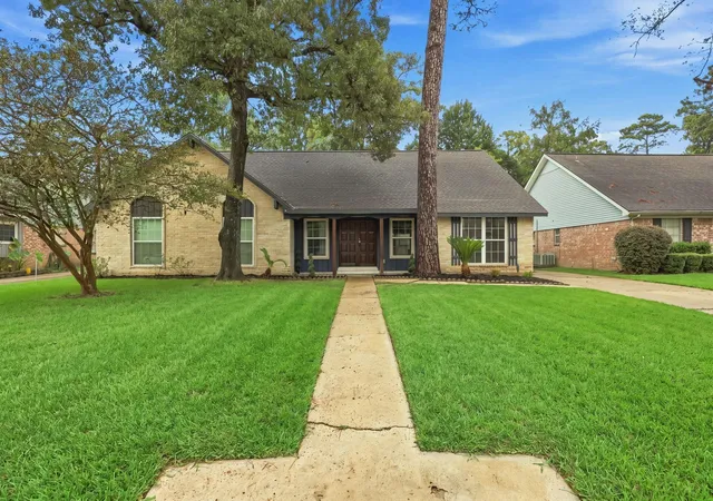 Photo 2 of Single family home for sale at 25514 Fairbrook Ln, Spring, TX 77373 | MLS# 78525857 | Listing updated on 2026-09-09