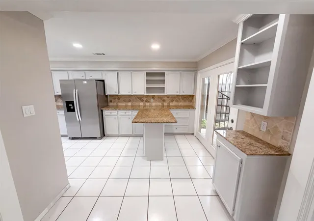 Photo 2 of Single family home for sale at 1746 Cloister Dr #32, Crosby, TX 77532 | MLS# 25117915 | Listing updated on 2026-10-10