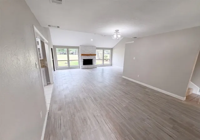 Photo 3 of Single family home for sale at 1746 Cloister Dr #32, Crosby, TX 77532 | MLS# 25117915 | Listing updated on 2026-10-10