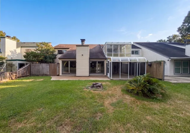Photo 4 of Single family home for sale at 1746 Cloister Dr #32, Crosby, TX 77532 | MLS# 25117915 | Listing updated on 2026-10-10
