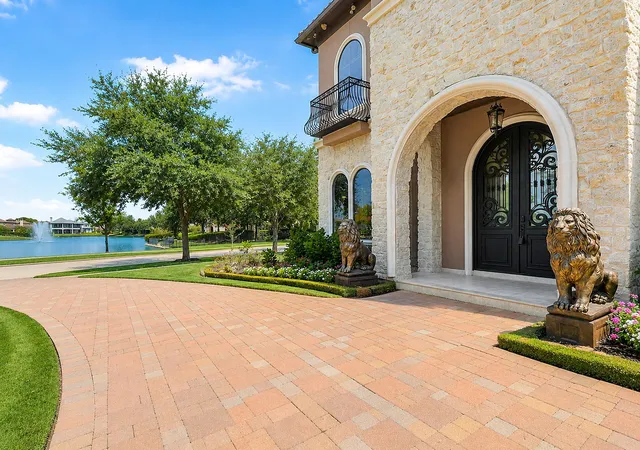 Photo 3 of Mansion for sale at 5703 Lakeshore Vista Dr, Richmond, TX 77469 | MLS# 97862106 | Listing updated on 2026-09-23