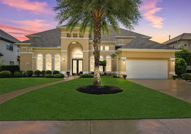 Photo 1 of Single family home for sale at 11508 Watercastle Ct, Pearland, TX 77584 | MLS# 73859739 | Listing updated on 2026-09-24