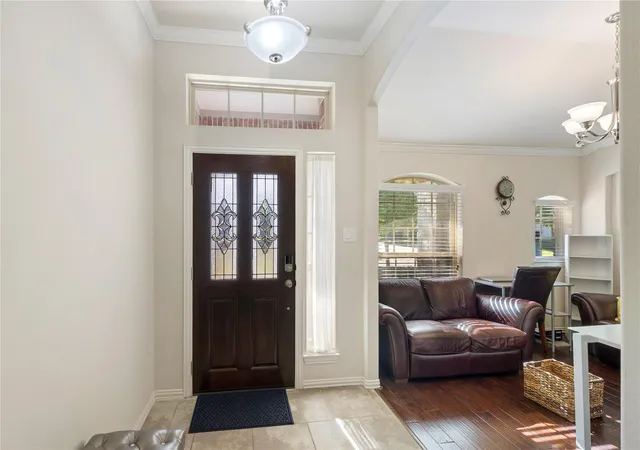 Photo 4 of Single family home for sale at 5215 Green Heath Ln, Rosharon, TX 77583 | MLS# 15384012 | Listing updated on 2026-09-28