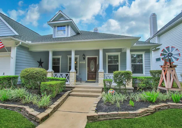 Photo 3 of Single family home for sale at 16239 Pine Thorn Dr, Houston, TX 77095 | MLS# 67746759 | Listing updated on 2026-09-20