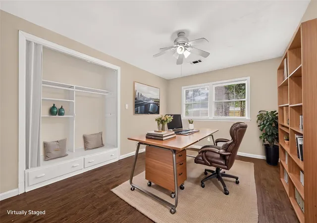 Photo 4 of Sale Pending at 1230 Kirsten St, La Marque, TX 77568 | MLS# 86070860 | Listing updated on 2026-09-18