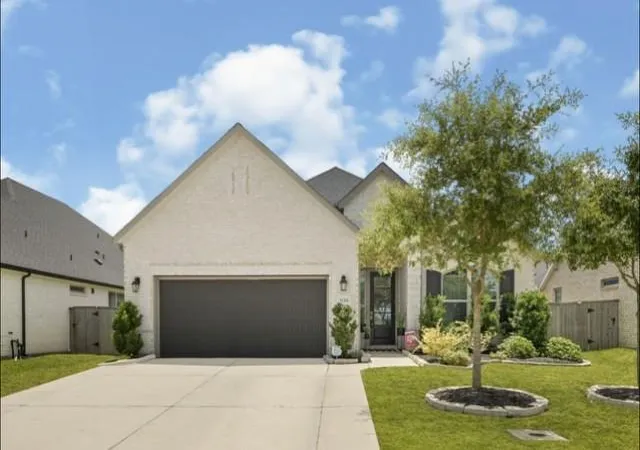 Photo 1 of Single family home for sale at 1729 Stable Stone Ln, Pearland, TX 77581 | MLS# 34061783 | Listing updated on 2026-09-12