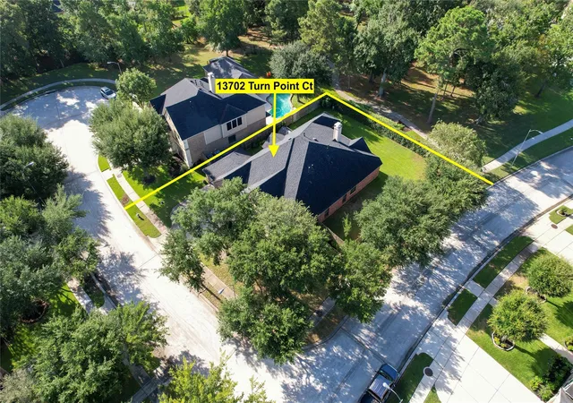 Photo 3 of Single family home for sale at 13702 Turn Point Ct, Houston, TX 77044 | MLS# 9293383 | Listing updated on 2026-10-05