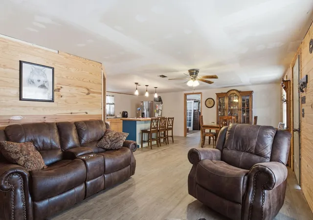 Photo 3 of Single family home for sale at 2193 W Cr 3209, Mount Enterprise, TX 75681 | MLS# 57038509 | Listing updated on 2026-09-02