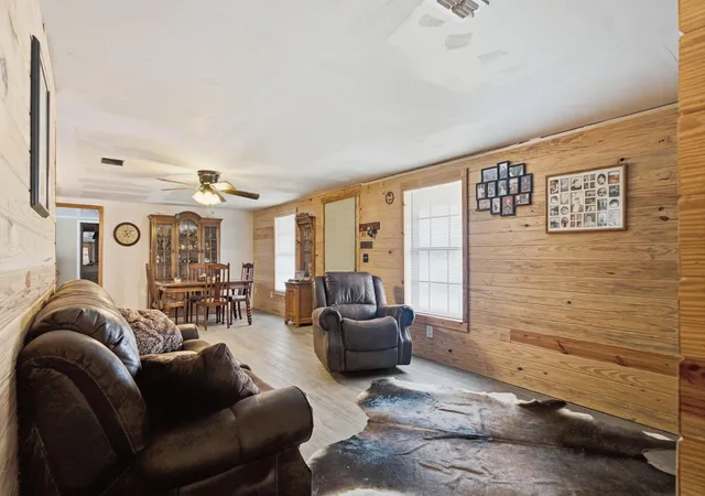 Photo 4 of Single family home for sale at 2193 W Cr 3209, Mount Enterprise, TX 75681 | MLS# 57038509 | Listing updated on 2026-09-02