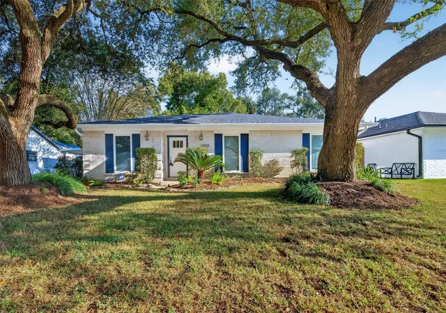 Photo 1 of Single family home for sale at 5938 Claridge Dr, Houston, TX 77096 | MLS# 87565791 | Listing updated on 2026-09-26