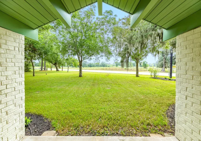 Photo 4 of Single family home for sale at 9020 Fm 1459 Rd, Sweeny, TX 77480 | MLS# 3382836 | Listing updated on 2026-10-04