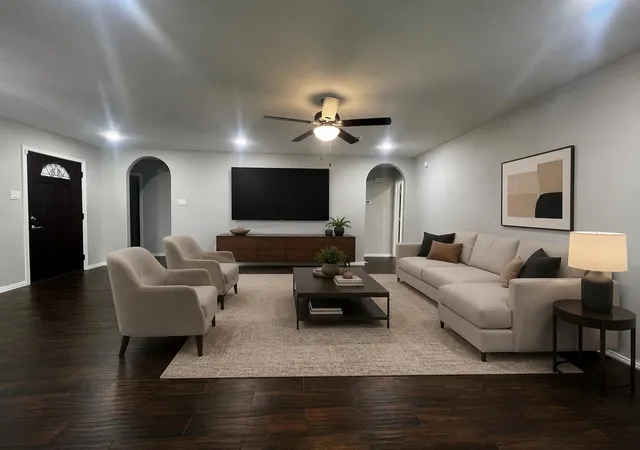 Photo 4 of Single family home for sale at 25314 Laurel Green St, Spring, TX 77373 | MLS# 8444507 | Listing updated on 2026-09-09