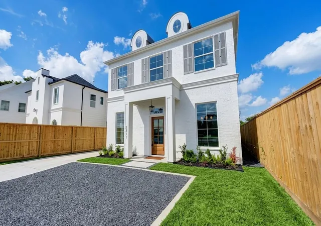 Photo 2 of Single family home for sale at 2311 Hollister Rd, Houston, TX 77080 | MLS# 19591799 | Listing updated on 2026-10-08