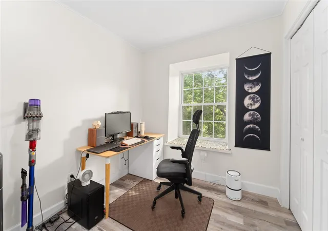 Photo 4 of Condo for sale at 8223 Kingsbrook Rd #212, Houston, TX 77024 | MLS# 79774449 | Listing updated on 2026-09-09