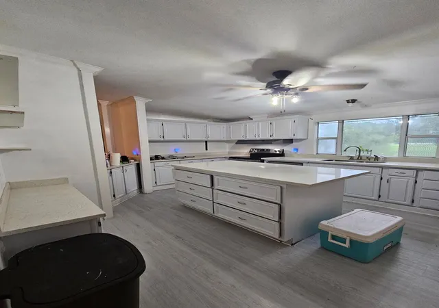Photo 1 of Single family home for sale at 9307 Fm 1130, Orange, TX 77632 | MLS# 10961860 | Listing updated on 2026-09-20