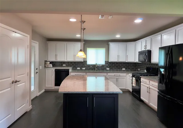 Photo 4 of Sale Pending at 3211 Canella Cvs, Richmond, TX 77469 | MLS# 42429996 | Listing updated on 2026-09-20