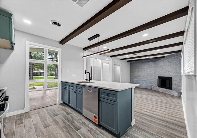 Single family home for sale at 11619 Possum Holw Ln, Houston, TX 77065 | MLS# 32560465