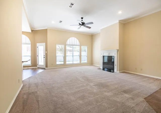 Photo 3 of Single family home for sale at 104 Peach Tree St, Huntsville, TX 77320 | MLS# 82785524 | Listing updated on 2026-09-20