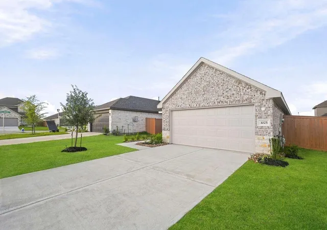 Photo 3 of Single family home for sale at 3025 Brizzo Beach Ln, Katy, TX 77493 | MLS# 38385441 | Listing updated on 2026-09-11