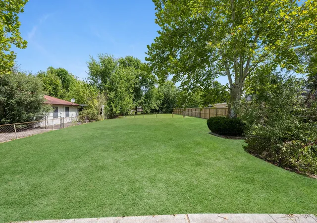 Photo 1 of Sale Pending at 0 Englewood St, Houston, TX 77026 | MLS# 97018003 | Listing updated on 2026-10-07