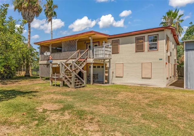 Photo 1 of Single family home for sale at 1115 W Canal Dr, Port Bolivar, TX 77650 | MLS# 42202461 | Listing updated on 2026-09-19