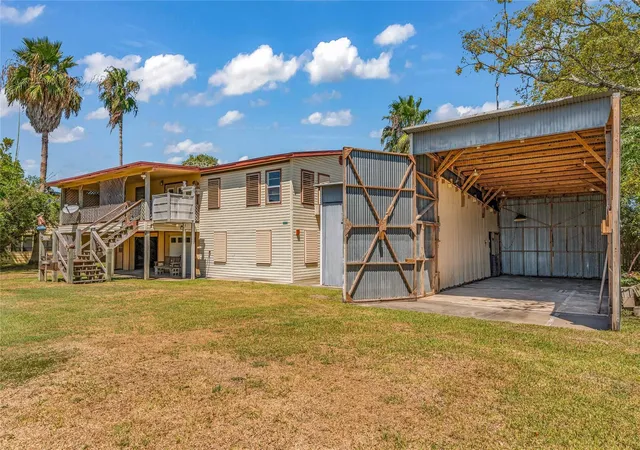 Photo 2 of Single family home for sale at 1115 W Canal Dr, Port Bolivar, TX 77650 | MLS# 42202461 | Listing updated on 2026-09-19