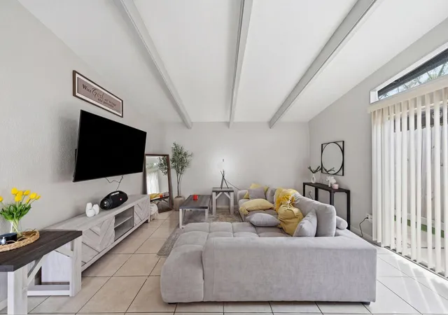 Photo 3 of Single family home for sale at 4102 Sherwood Ln #8, Houston, TX 77092 | MLS# 5986731 | Listing updated on 2026-09-05