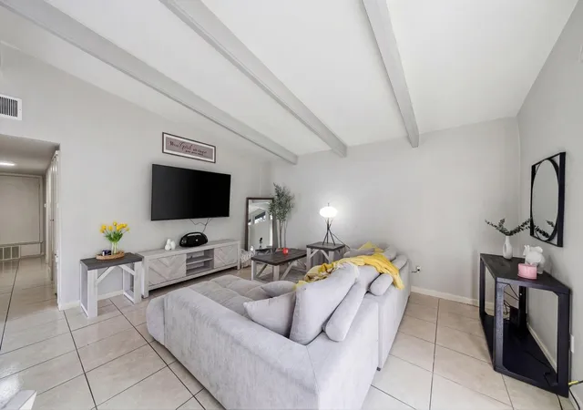 Photo 3 of Single family home for sale at 4102 Sherwood Ln #8, Houston, TX 77092 | MLS# 5986731 | Listing updated on 2026-09-05