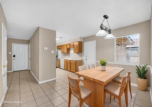 Photo 3 of Single family home for sale at 1835 Wren Dr, League City, TX 77573 | MLS# 76865560 | Listing updated on 2026-09-11