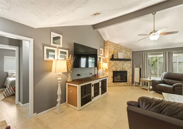 Photo 4 of Single family home for sale at 10015 Rustic Rock Rd, La Porte, TX 77571 | MLS# 6692378 | Listing updated on 2026-10-04