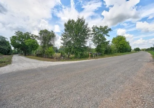 Photo 4 of Land for sale at Tbd Pryor Rd, Brookshire, TX 77423 | MLS# 65273621 | Listing updated on 2026-09-17