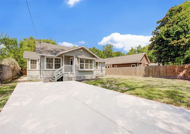 Photo 2 of Multi family home for sale at 8709 Knox St, Houston, TX 77088 | MLS# 74000238 | Listing updated on 2026-10-05