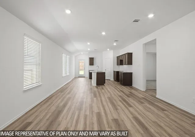 Photo 4 of Single family home for sale at 100 Rustic Crk Ct, Dayton, TX 77535 | MLS# 41764385 | Listing updated on 2026-10-02