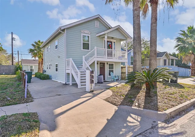 Photo 1 of Multi family home for sale at 5315 Ave R, Galveston, TX 77551 | MLS# 6396550 | Listing updated on 2026-09-17