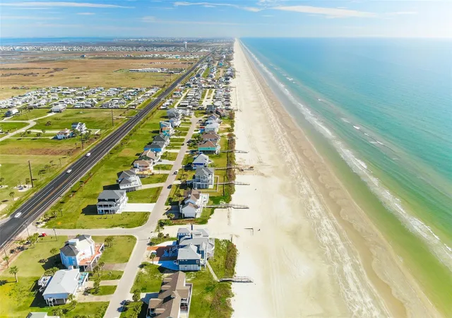 Photo 3 of Land for sale at 16507 Jamaica Beach Rd, Galveston, TX 77554 | MLS# 9365110 | Listing updated on 2026-09-09