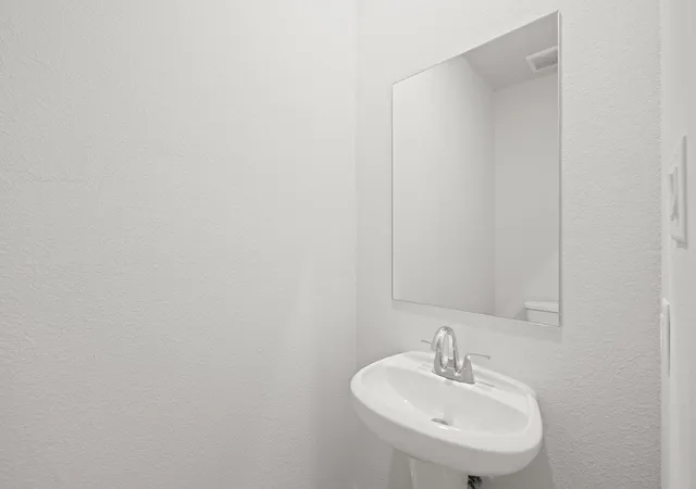 Photo 4 of Single family home for sale at 17231 White Peace Dr, Waller, TX 77484 | MLS# 85664397 | Listing updated on 2026-09-12