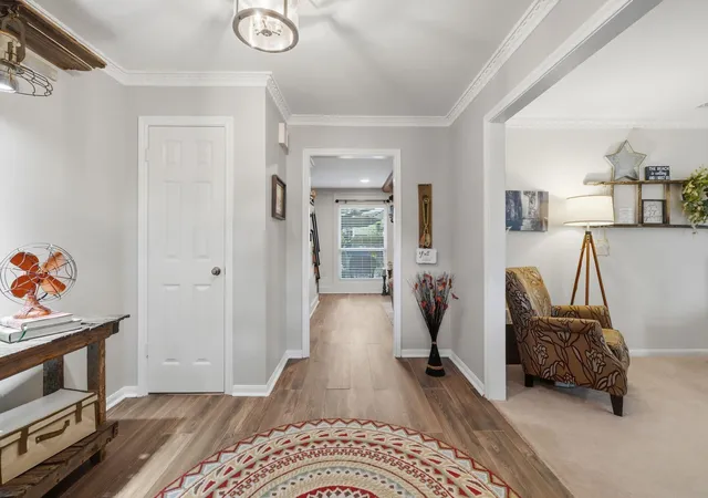 Photo 3 of Sale Pending at 5111 Wightman Ct, Houston, TX 77069 | MLS# 56596992 | Listing updated on 2026-09-18