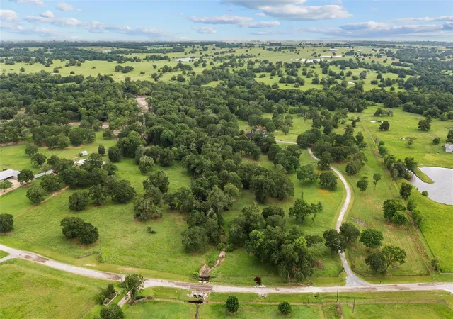 Photo 2 of Single family home for sale at 2790 Derby Ln, Madisonville, TX 77864 | MLS# 90455568 | Listing updated on 2026-09-07