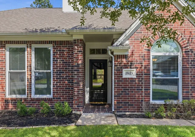 Photo 3 of Single family home for sale at 25123 Burgh Castle Dr, Spring, TX 77389 | MLS# 35855219 | Listing updated on 2026-09-04