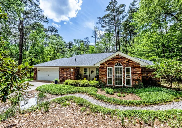 Sale Pending at 1900 Camellia Dr, Huntsville, TX 77340 | MLS# 92876033 | Listing updated on 2026-10-10