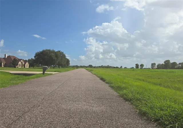 Photo 3 of Land for sale at 17118 Dewberry Ln, Rosharon, TX 77583 | MLS# 58969738 | Listing updated on 2026-09-21