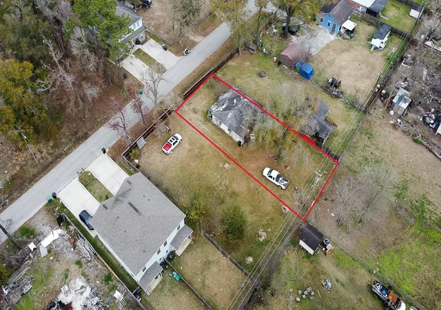 Photo 4 of Land for sale at 8118 Caddo Rd, Houston, TX 77078 | MLS# 23501366 | Listing updated on 2026-09-03