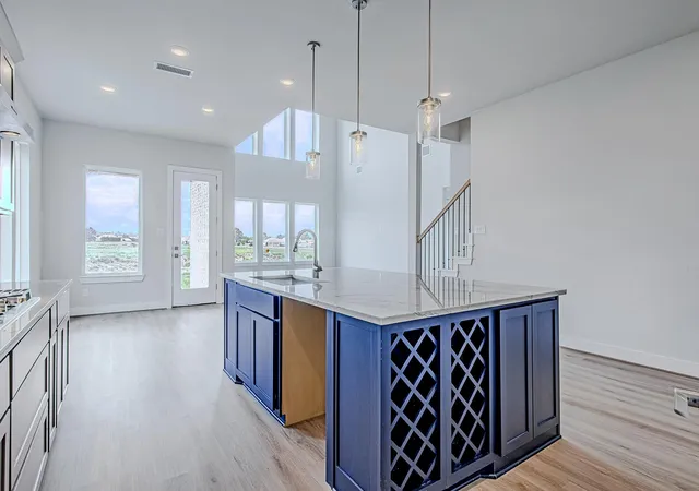 Photo 3 of Single family home for sale at 181 Peninsula Point Dr, Montgomery, TX 77356 | MLS# 7696123 | Listing updated on 2026-09-04