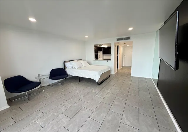 Photo 1 of Condo for sale at 2016 Main St #916, Houston, TX 77002 | MLS# 64319485 | Listing updated on 2026-09-22