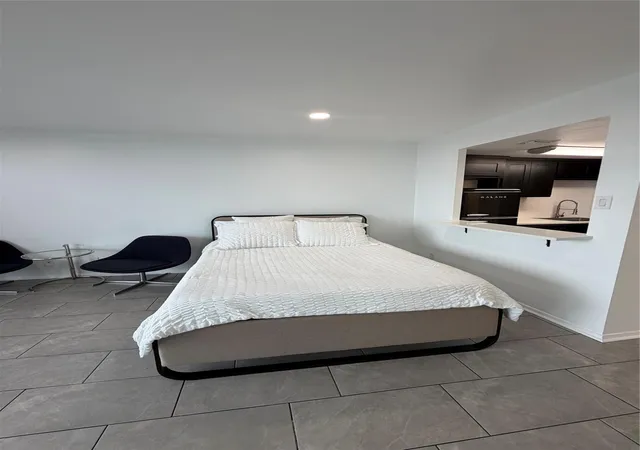 Photo 4 of Condo for sale at 2016 Main St #916, Houston, TX 77002 | MLS# 64319485 | Listing updated on 2026-09-22