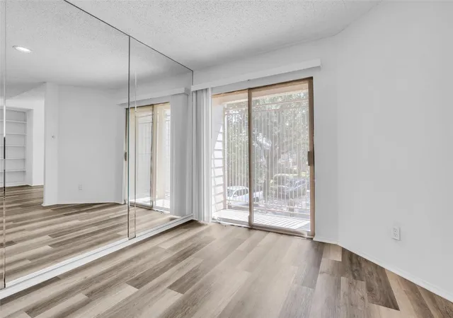Photo 3 of Condo for sale at 6701 Sands Point Dr Dr #78, Houston, TX 77074 | MLS# 94908337 | Listing updated on 2026-09-08